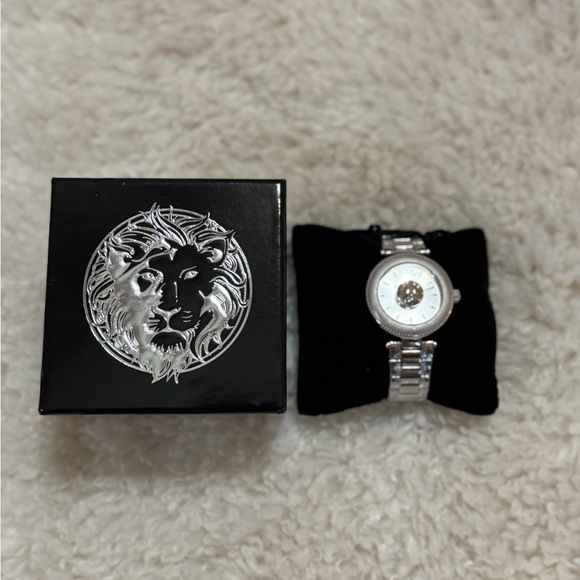 Versace Versus Silver Women’s Watch - Picture 3 of 5